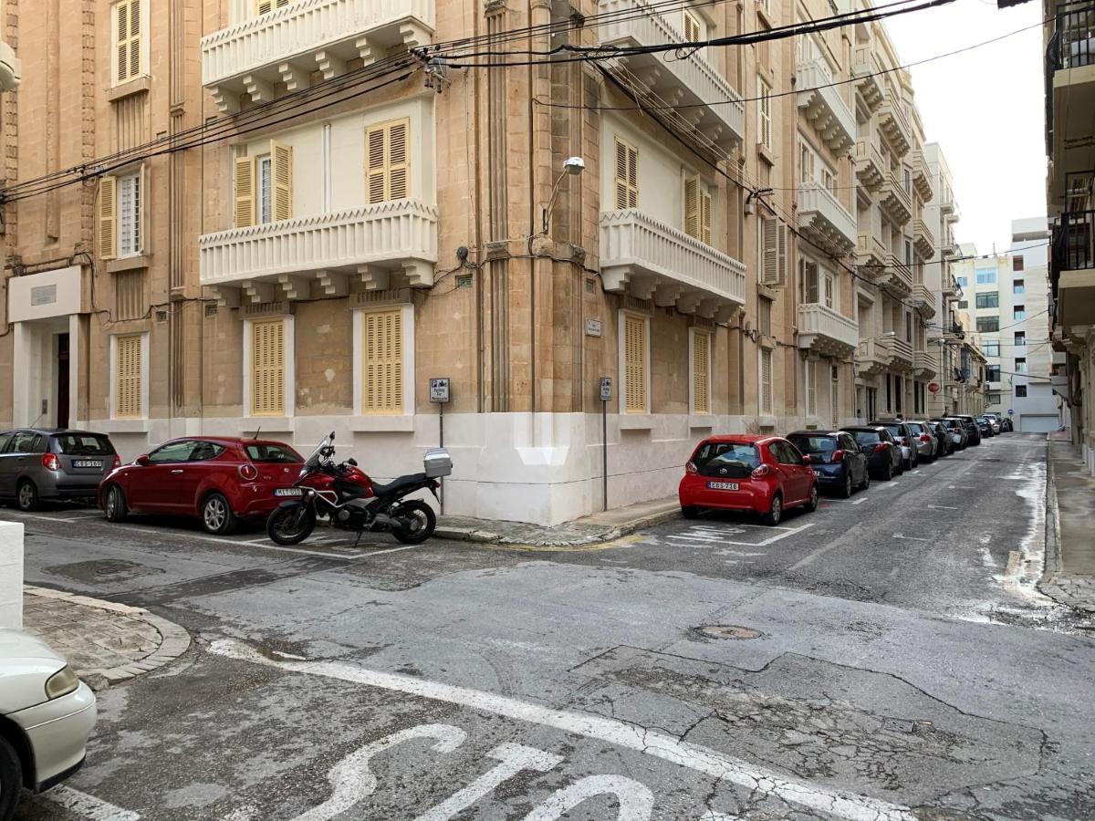 4 Bedroom Apartment In Sliema Near The Sea Dış mekan fotoğraf